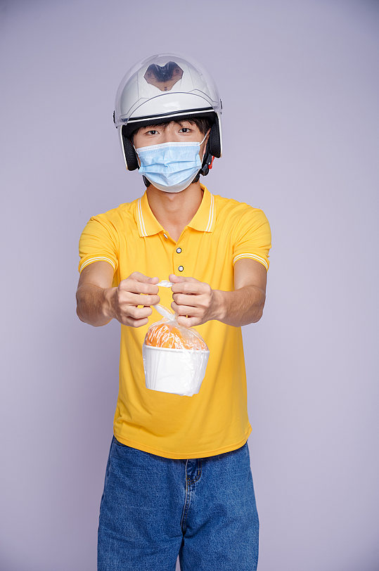 戴口罩外卖小哥人物照片商业摄影图片