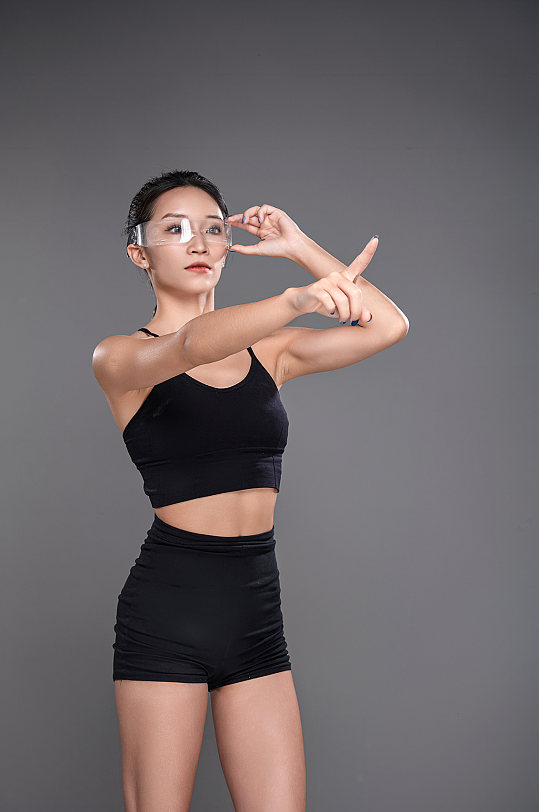 时尚健身运动人物女生VR元素摄影图片素材