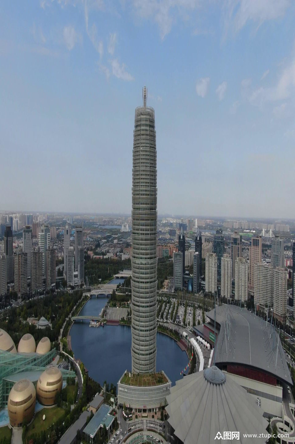 航拍河南郑州会展中心大玉米地标建筑素材