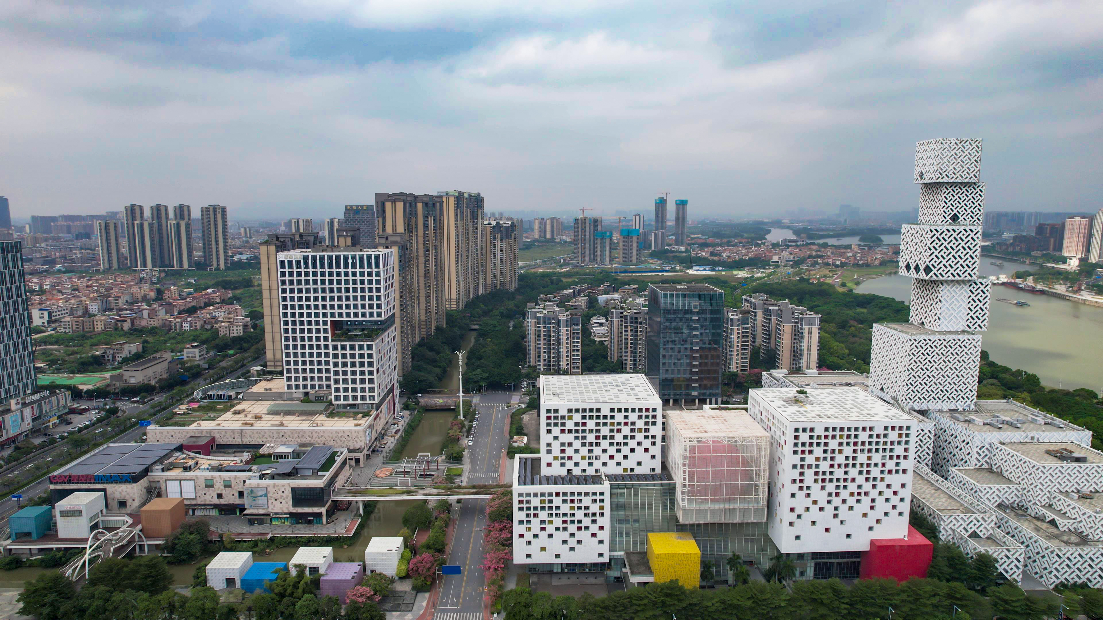 广东佛山市城市展览馆坊塔航拍素材