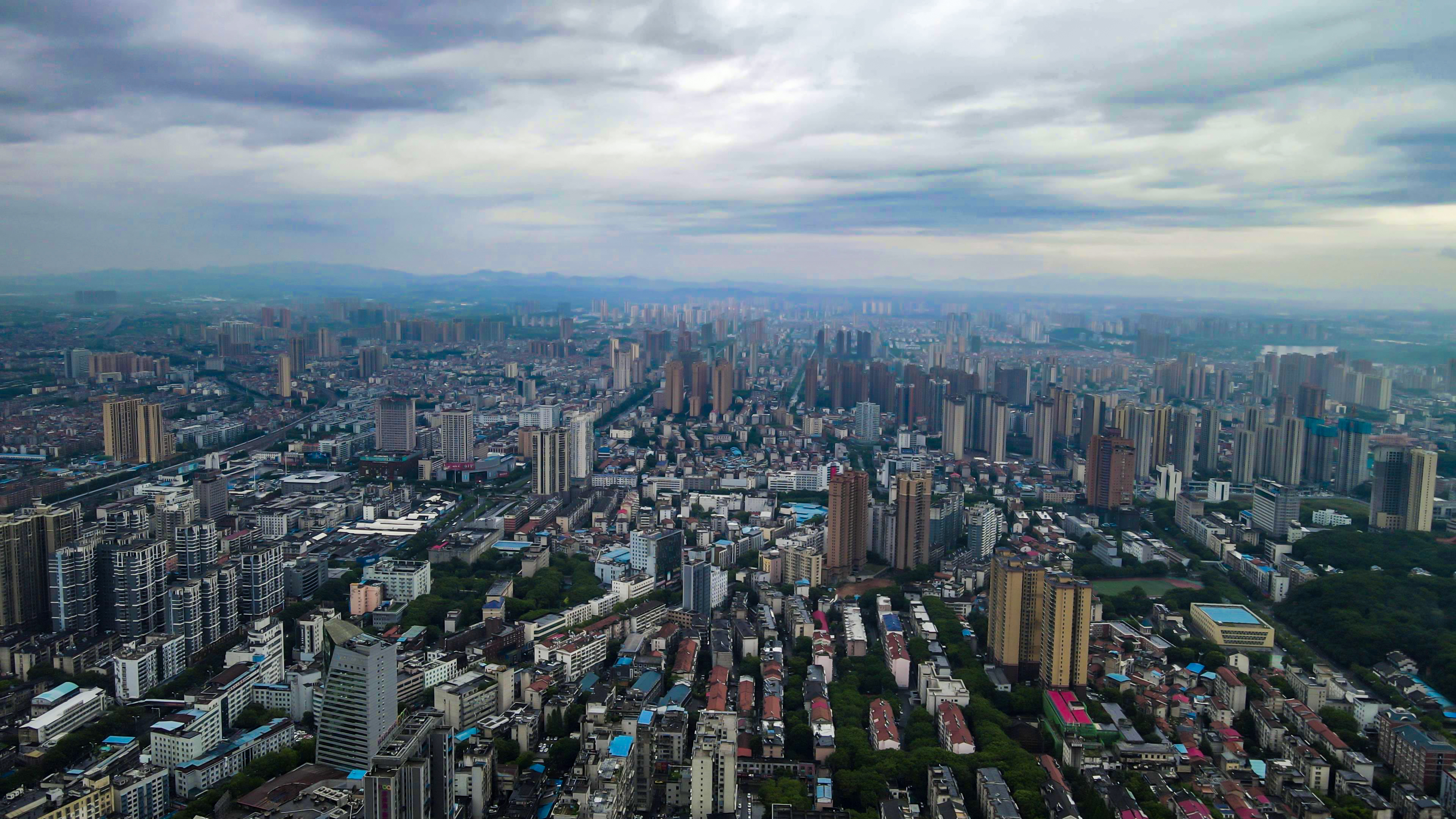 航拍湖南岳阳城市风光素材