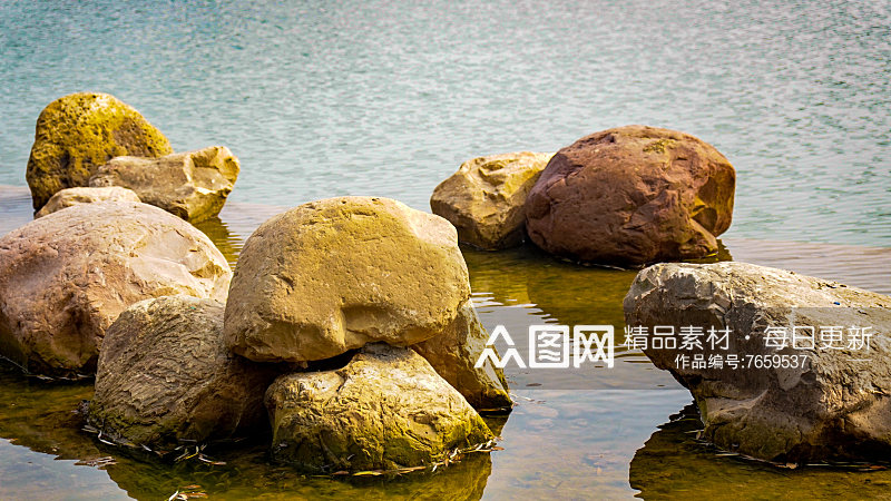城市公园湖面石头景区摄影图素材