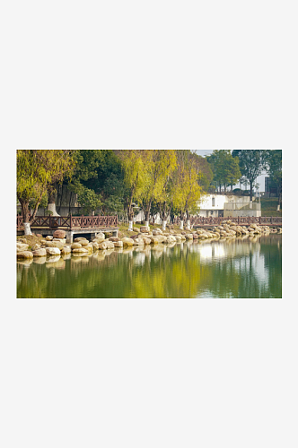长沙城市公园湖面石头景区摄影图