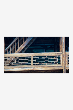 木质结构房屋建筑摄影图