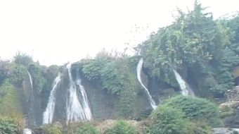 瀑布山水溪流风景素材-众图网