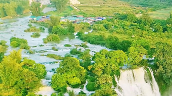 瀑布山水溪流风景素材-众图网