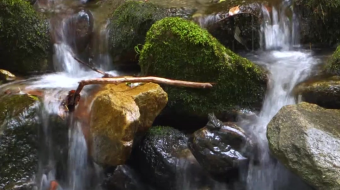瀑布山水溪流风景素材-众图网