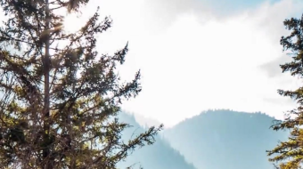 瀑布山水溪流风景素材-众图网