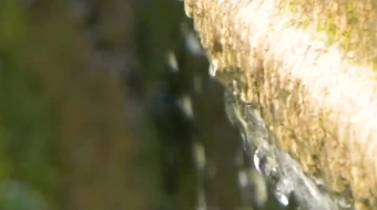 瀑布山水溪流风景素材-众图网