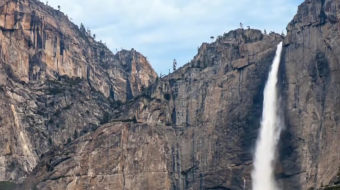 瀑布山水溪流风景素材-众图网