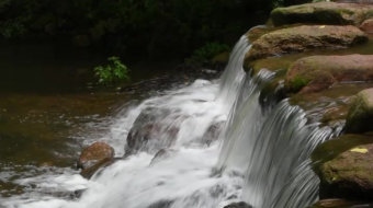 瀑布山水溪流风景素材-众图网