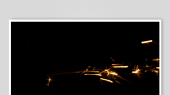 闪烁的金色光线效果-众图网