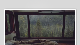 窗边温馨卧室自然美景相伴-众图网