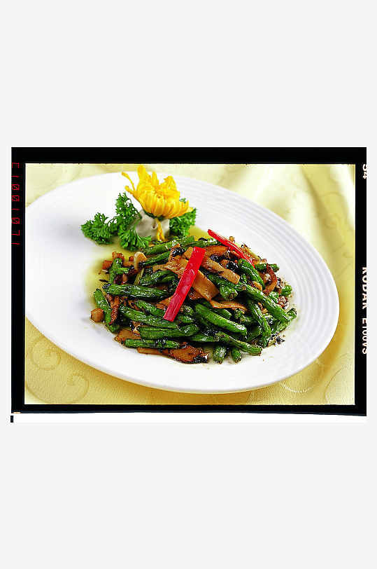 橄榄菜杂菌炒豆角美食摄影图片