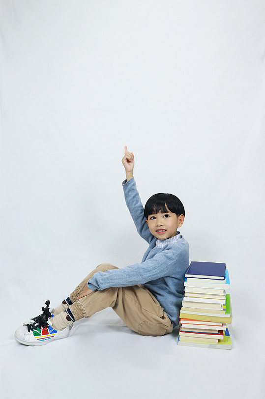 学生开心课本儿童节人物摄影照片元素