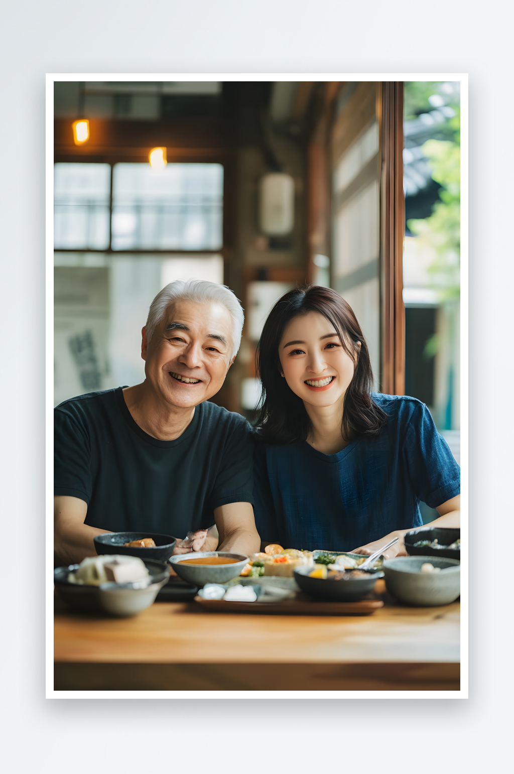 看報(bào)紙電視父親節(jié)年邁老人爸爸人物攝影圖素材