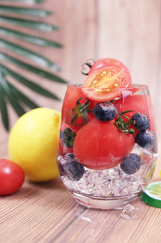 夏日饮品照片水果摄影图蓝莓照片