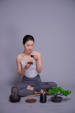 瑜伽放松茶文化茶叶茶馆品茶绿茶茶道摄影图