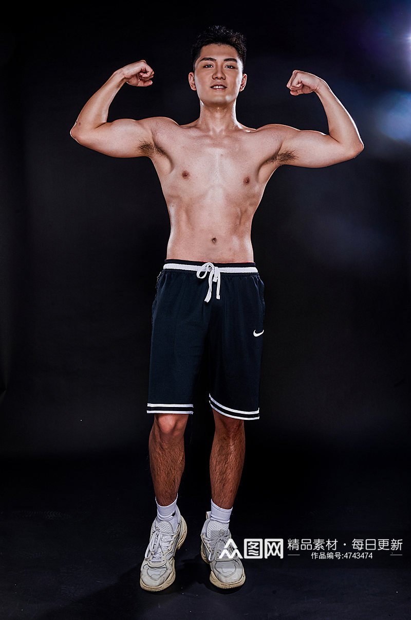 肌肉男运动健身教练健身房精修摄影图照片素材