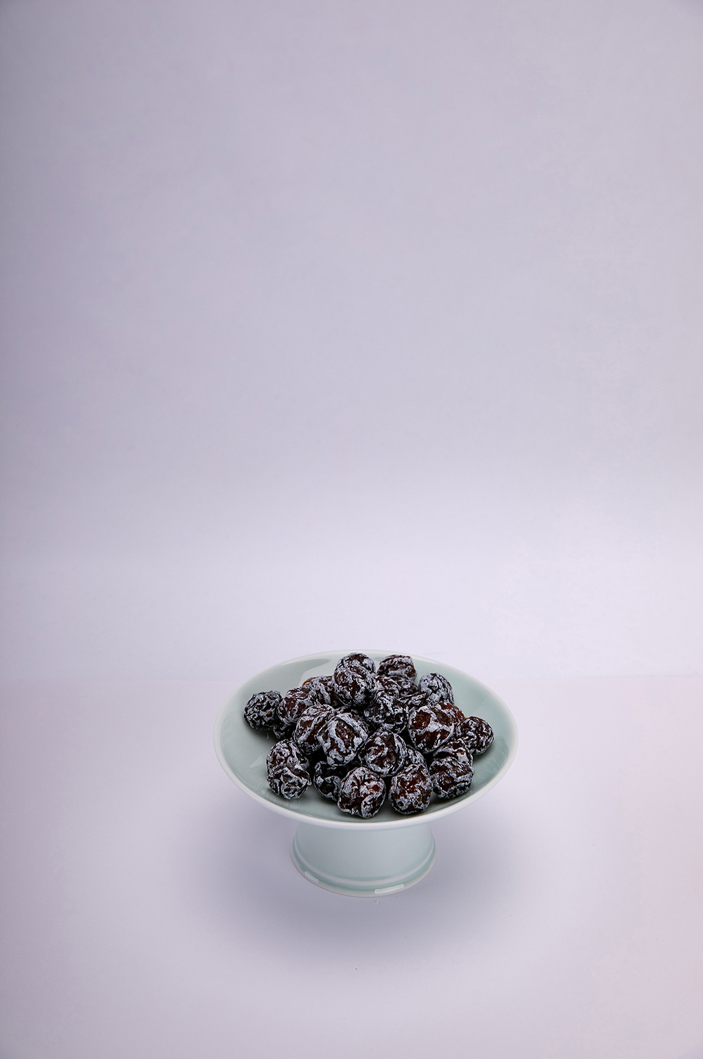年货零食果脯西梅摄影图照片素材