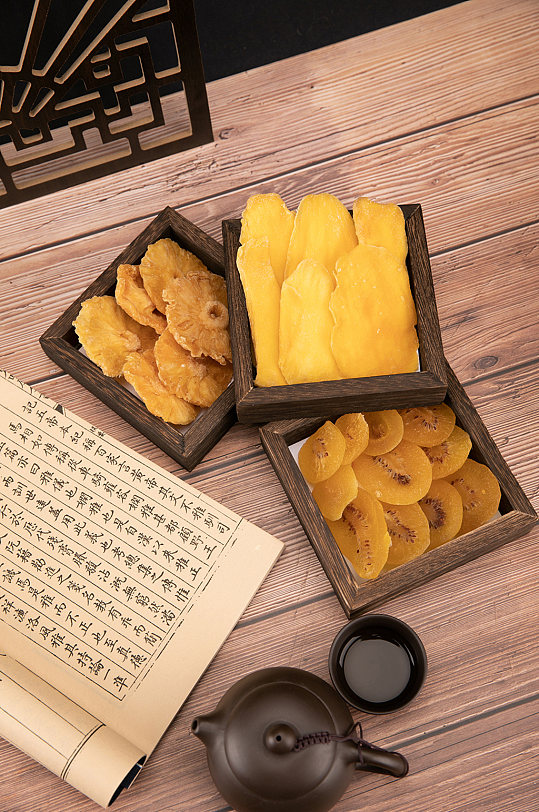 零食芒果干果脯蜜饯菠萝干摄影图照片-众图网