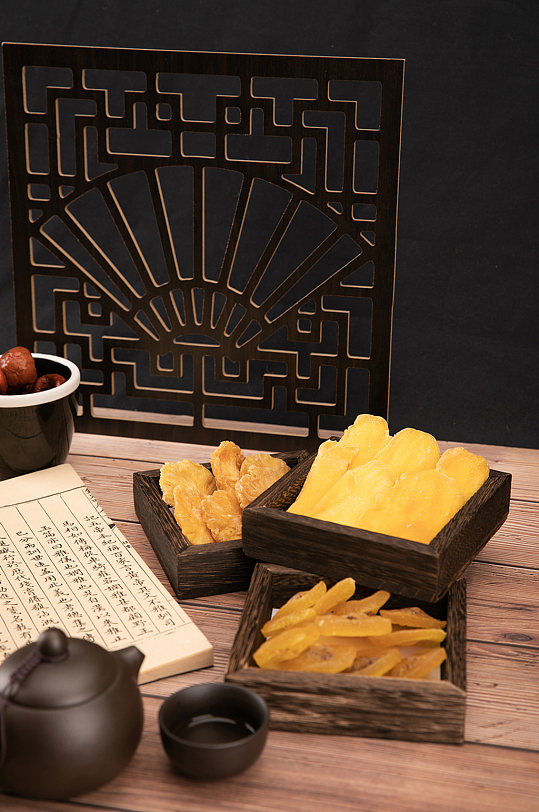 零食芒果干果脯蜜饯菠萝干摄影图照片-众图网