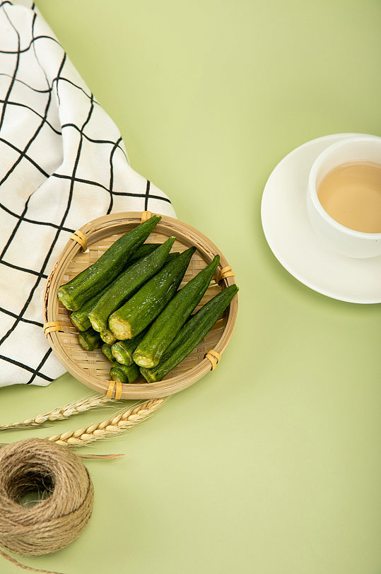 年货零食秋葵冻干蜜饯果脯摄影图照片-众图网