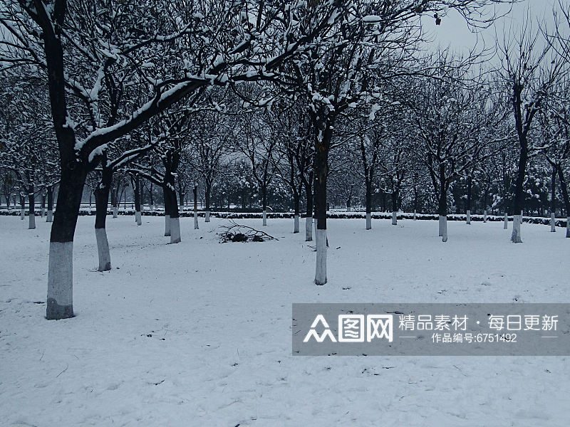 唐代大明宫遗址公园雪景盛况素材