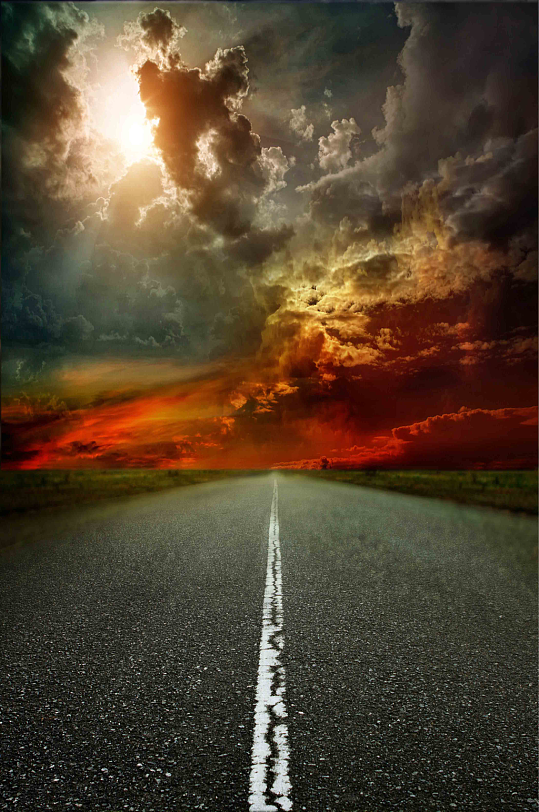 柏油公路彩色天空?qǐng)D片