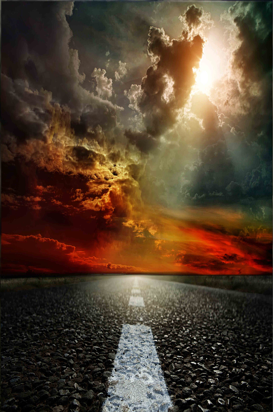 柏油公路彩色天空?qǐng)D片