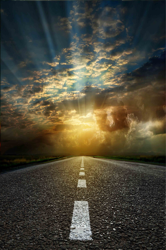 柏油公路彩色天空?qǐng)D片