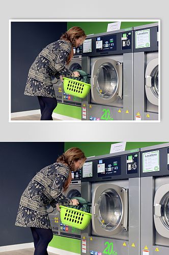干洗店洗衣服实拍摄影图