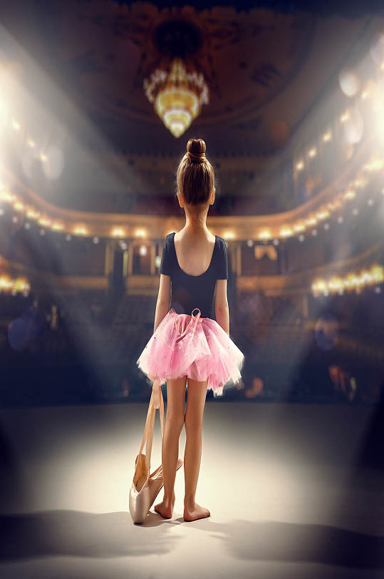 芭蕾舞人物优美图片