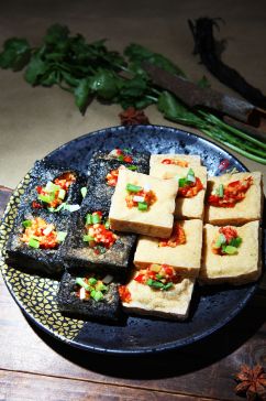 小吃美食臭豆腐图片