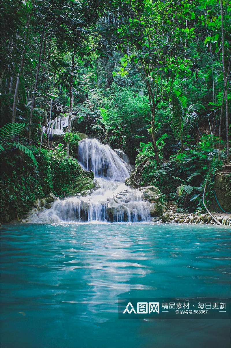 瀑布高山流水摄影图素材