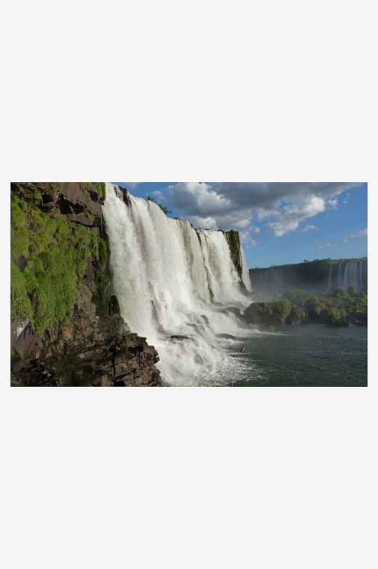 伊瓜苏大瀑布风景摄影图
