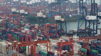 4K物流货物码头实拍视频-众图网