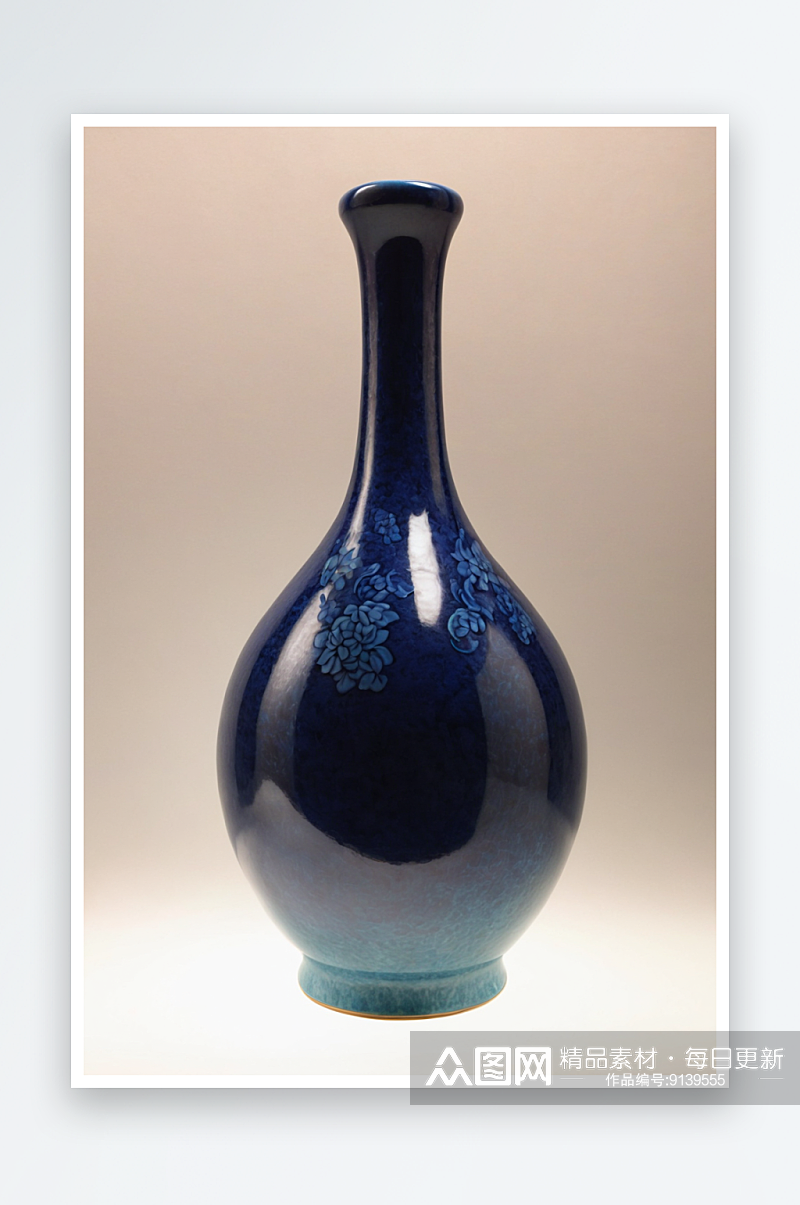 清乾隆霁蓝釉胆瓶图片素材