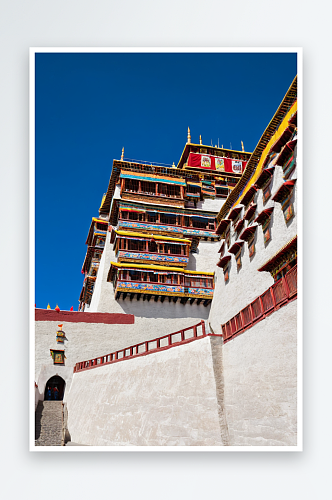 自治区级旅游景区藏传佛教圣地布达拉宫仰拍