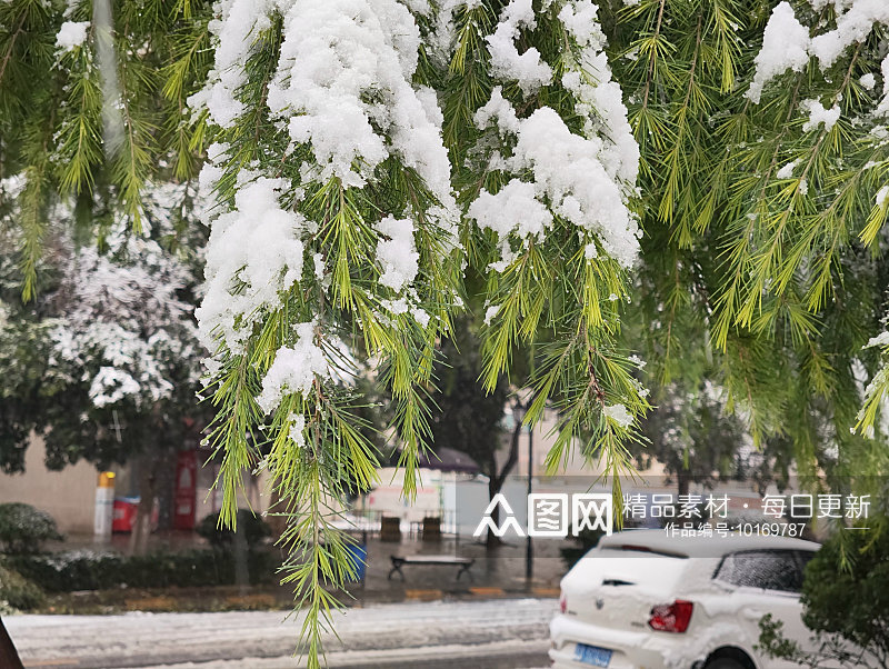 雪后的陕西省体育场风光素材