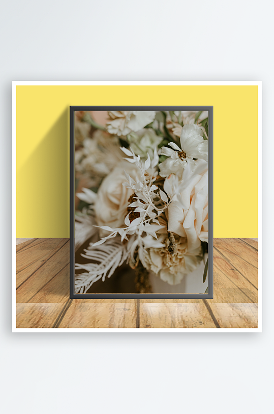 鲜艳花朵图案客厅摆件设计-众图网