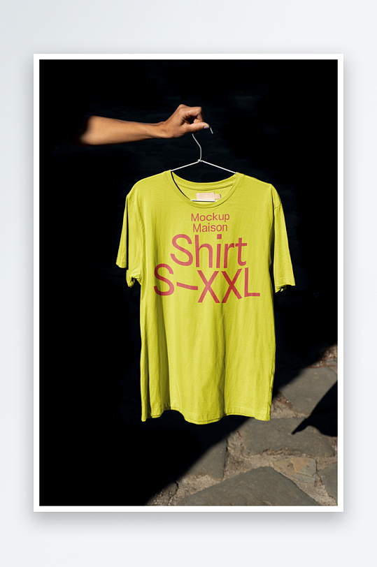 T恤mockup样机设计素材-众图网